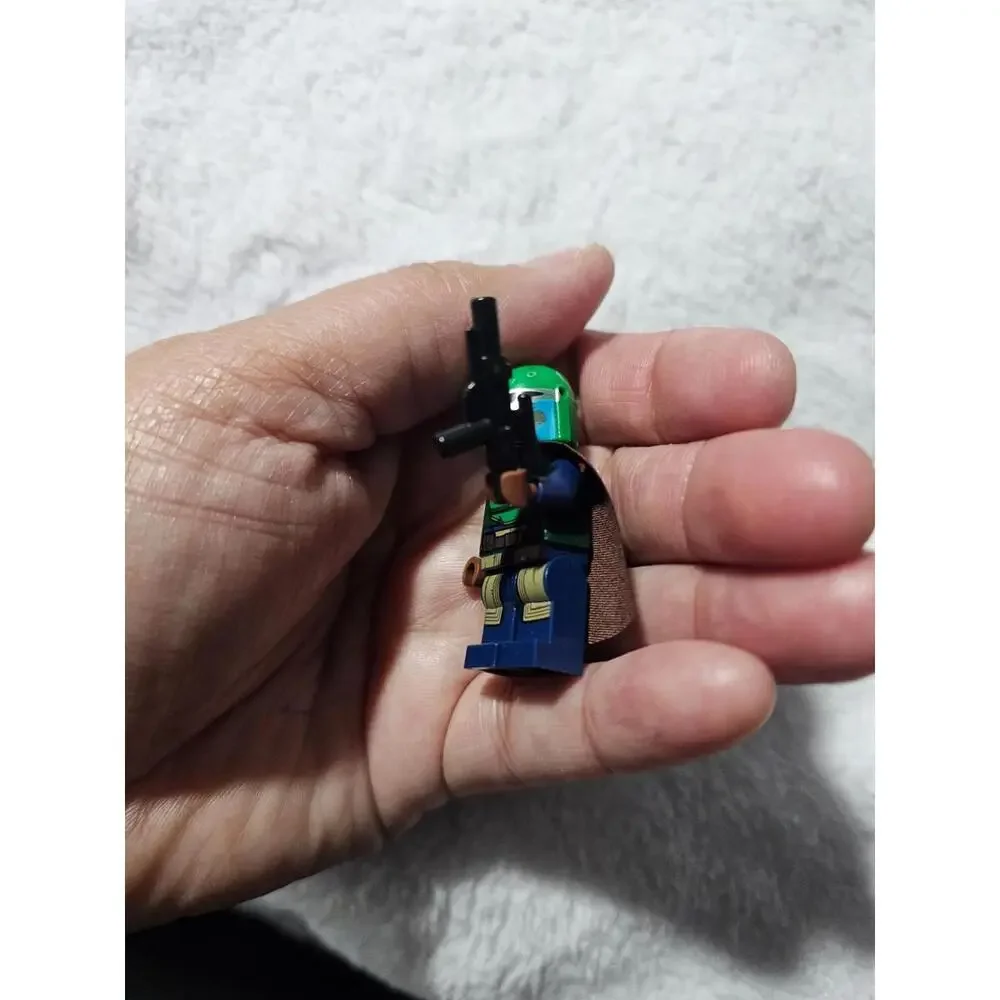 (Lot of 3) New Disney Star Wars Lego Mini Figures Mandalorian Boba Fett Toys